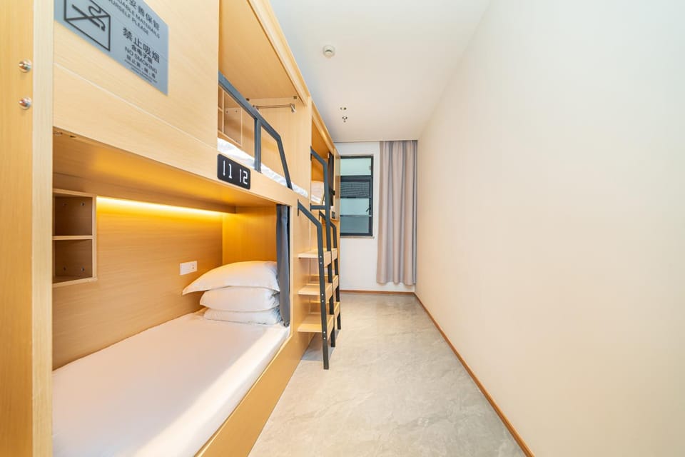 Bed, bunk bed