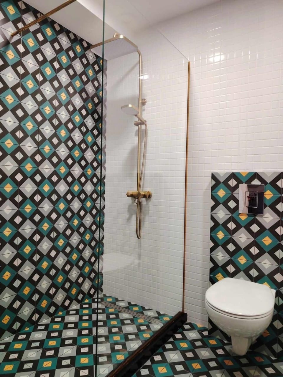Shower, Toilet, Bathroom