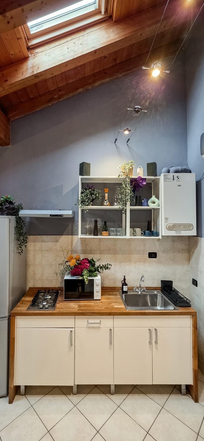 Midnight blues for 3 people near the airport Apartment in Lombardy