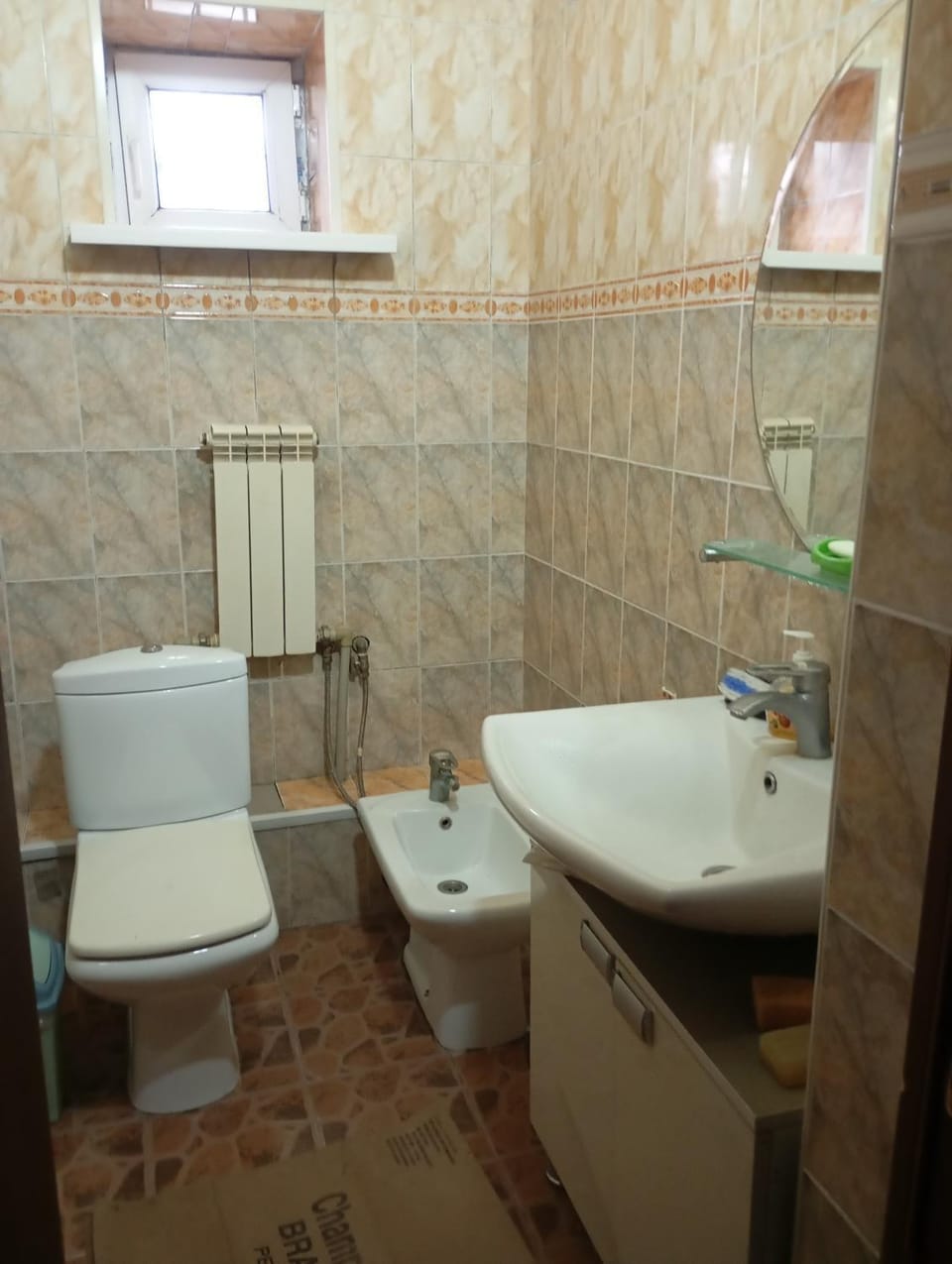 Toilet, Internal: Not applicable to any particular room
