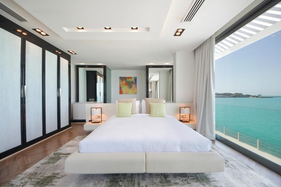 Bed, View (from property/room), Bedroom, Sea view