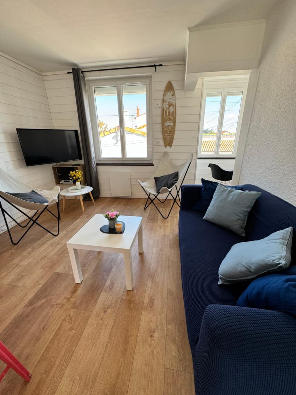 Communal lounge/ TV room, TV and multimedia, Living room, Seating area