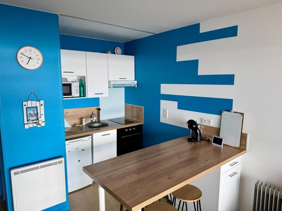 Vue Mer Exceptionnelle - 2 Étoiles Apartment in Les Sables-d'Olonne
