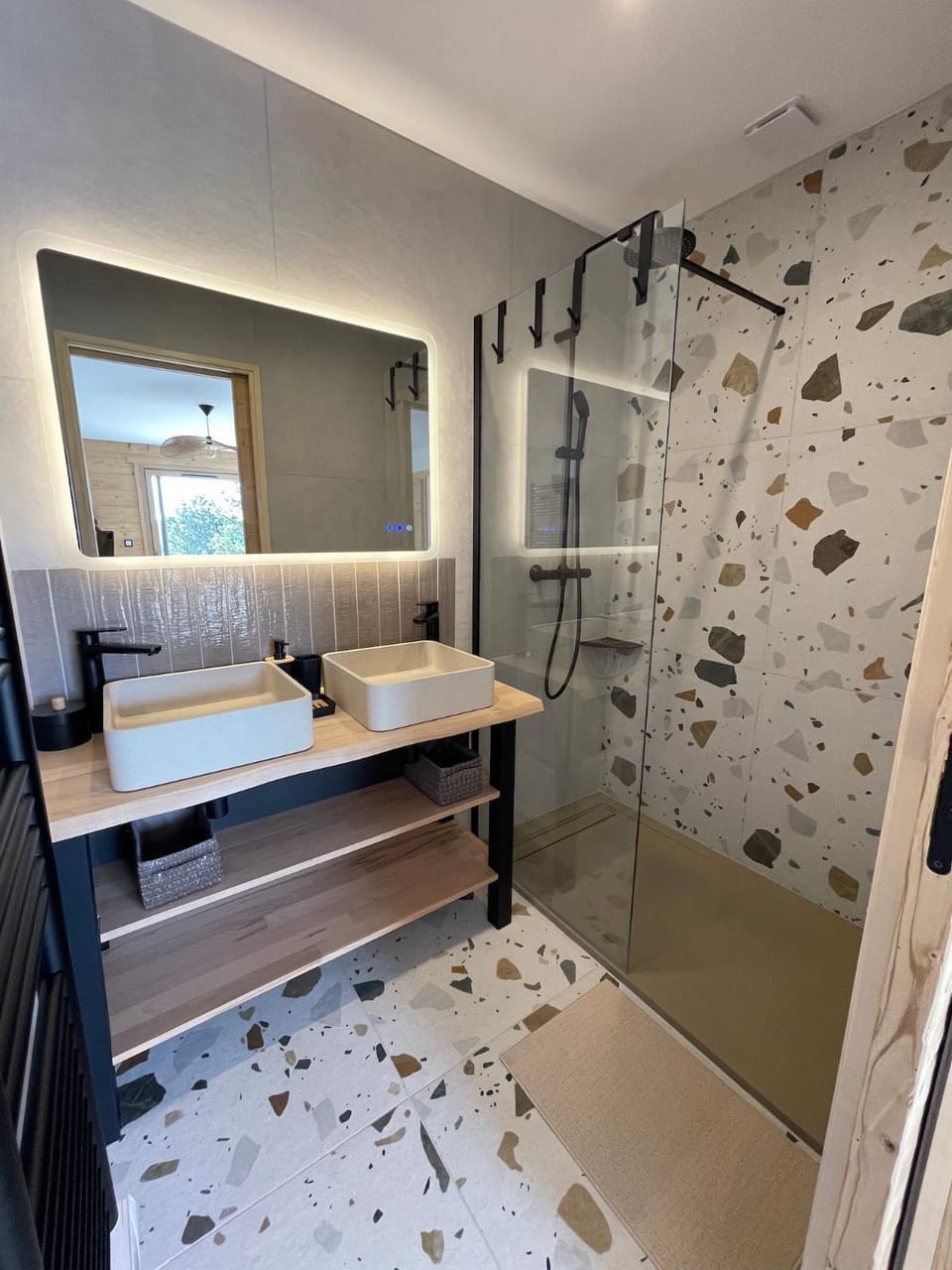 Shower, Bathroom
