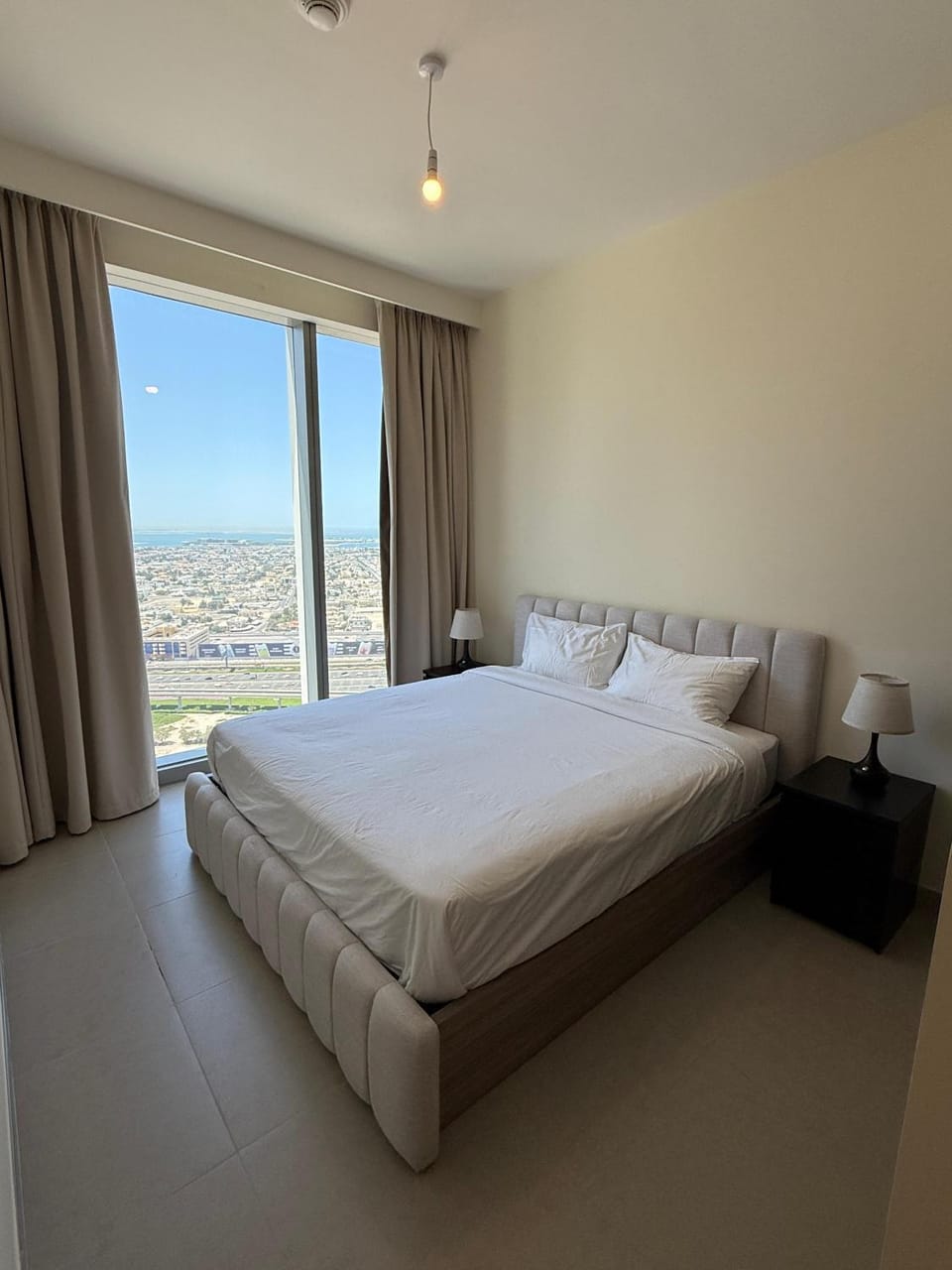 Brand New Apartment Next to Burj Khalifa Prime Location Apartment in Dubai