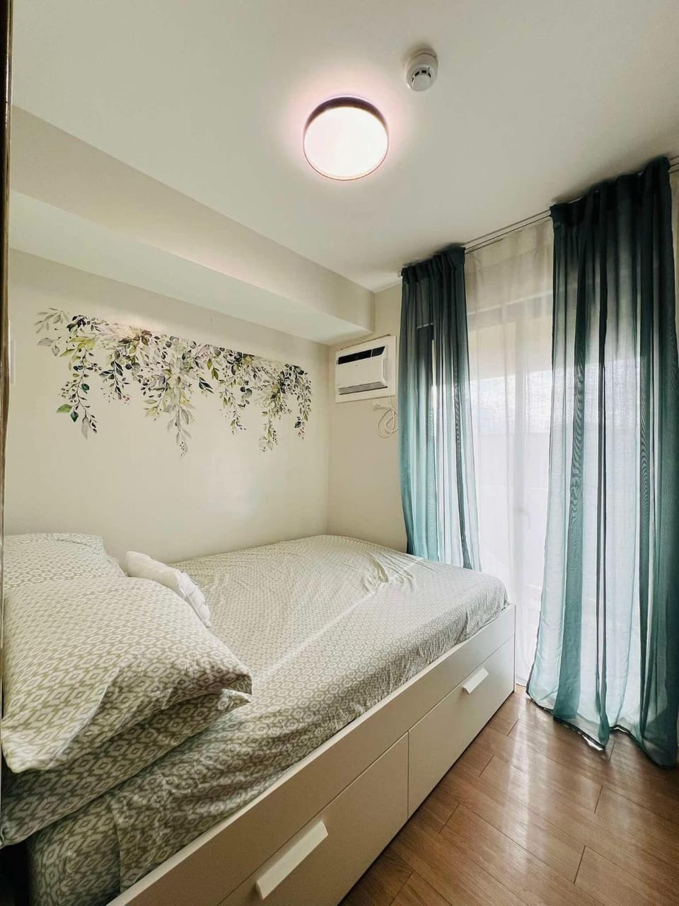 Mi Casa Es Tu Casa at The Pinesuites Tagaytay Apartment hotel in Tagaytay