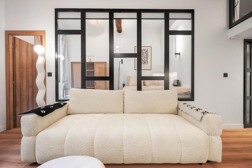 Beautiful apartment, old nice Apartment in Nice