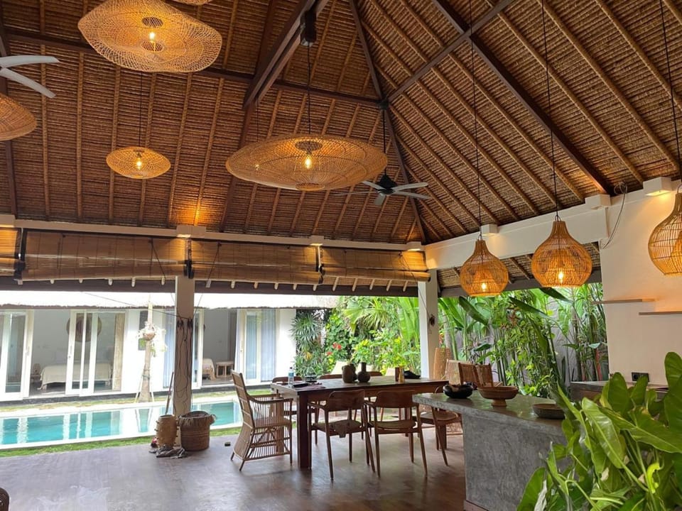 Patio, Balcony/Terrace, Pool view, Swimming pool