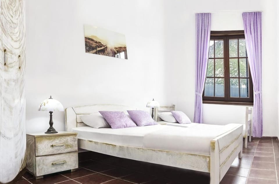 Apartments Boka Vista Apartment in Kotor Municipality