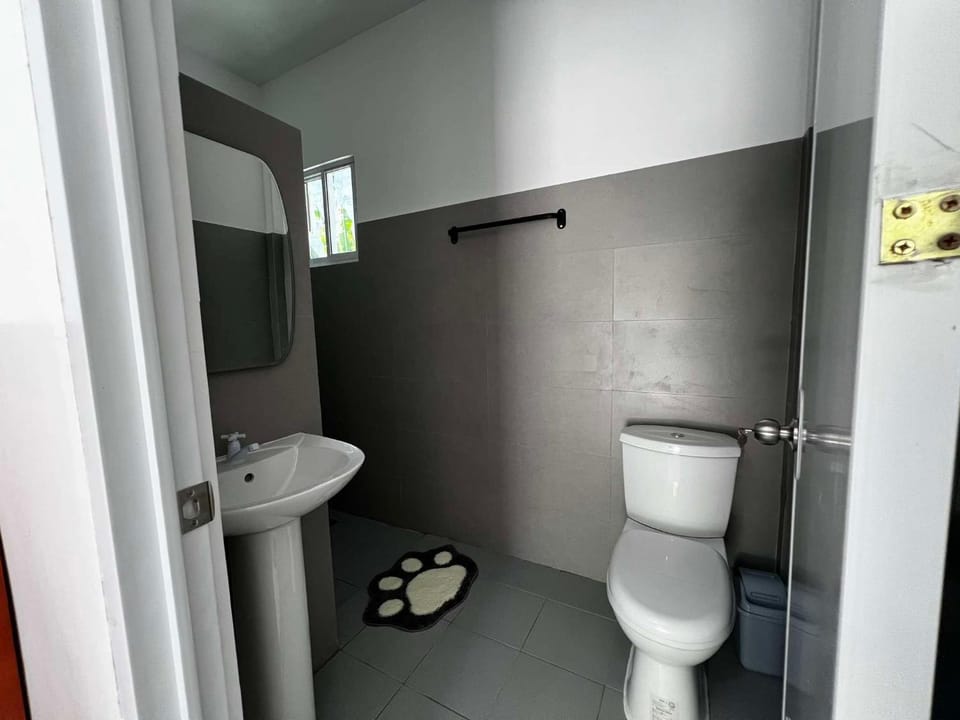 Toilet, Bathroom