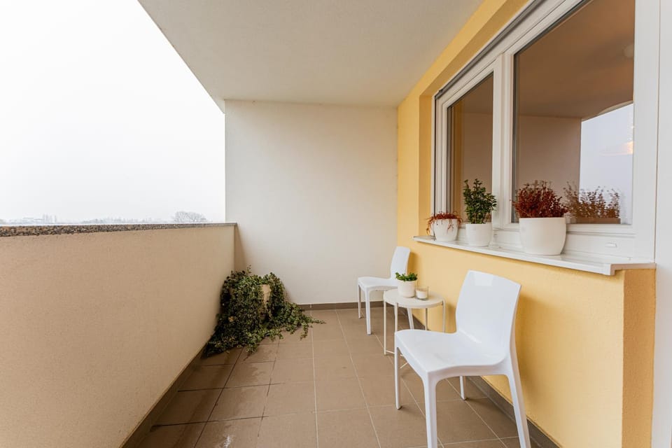 Patio, Day, View (from property/room), Balcony/Terrace, Balcony/Terrace, Dining area