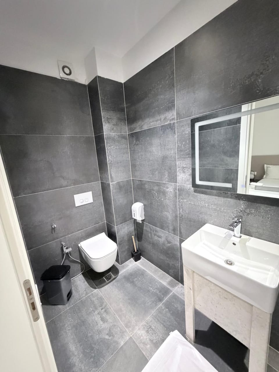 Bathroom, bidet