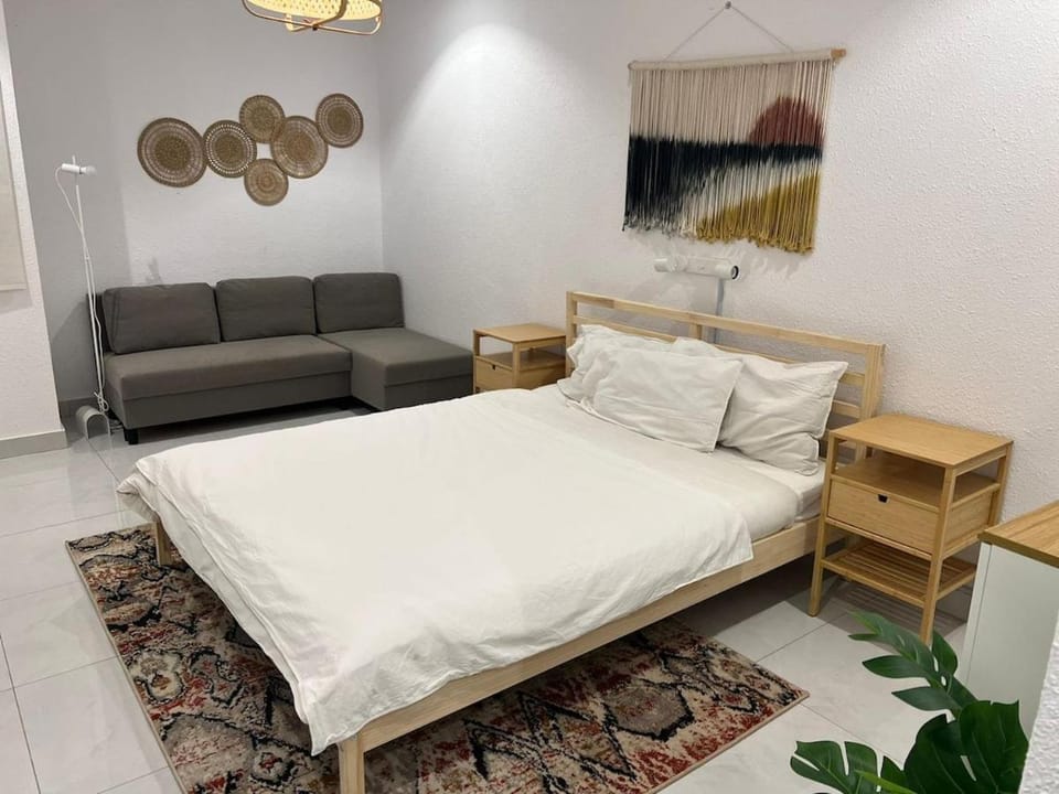 غرفة مميزة بمدخل خاص - إقامة هادئة ومريحة Apartment in Medina