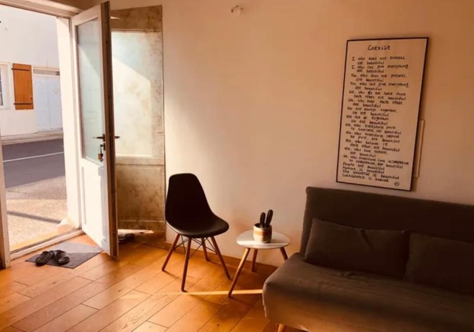 Studio lumineux avec mezzanine Apartment in La Rochelle