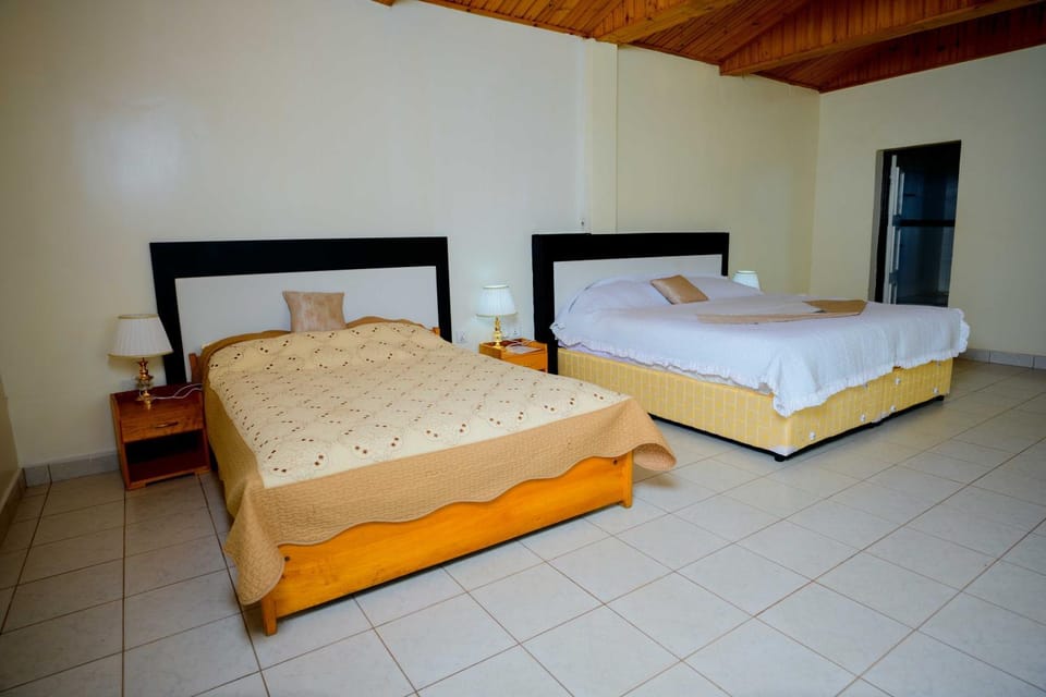 Quality Inn Motel, Nyanza Bed and Breakfast in Africa