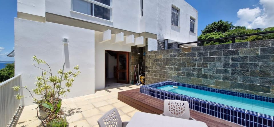 Sea view, Swimming pool
