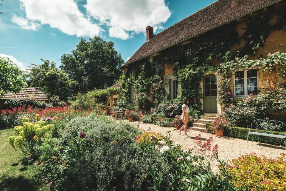 Property building, Garden