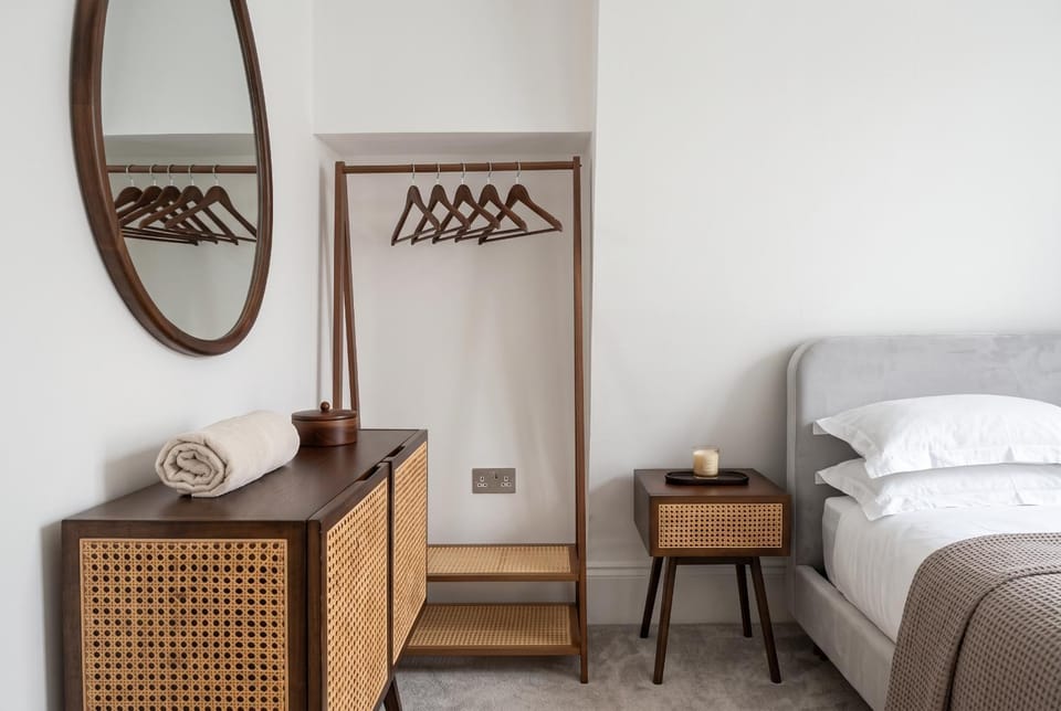 Bed, Bedroom, wardrobe