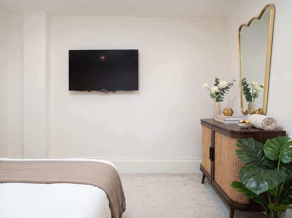 TV and multimedia, Bedroom