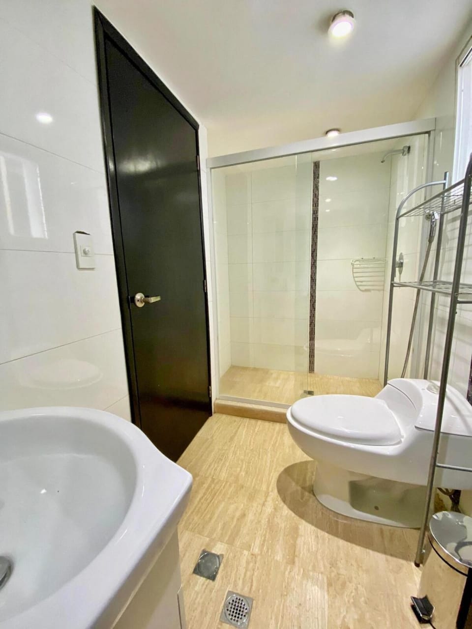 Shower, Toilet, Bathroom, Bath, towels
