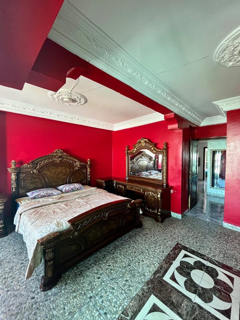 Photo of the whole room