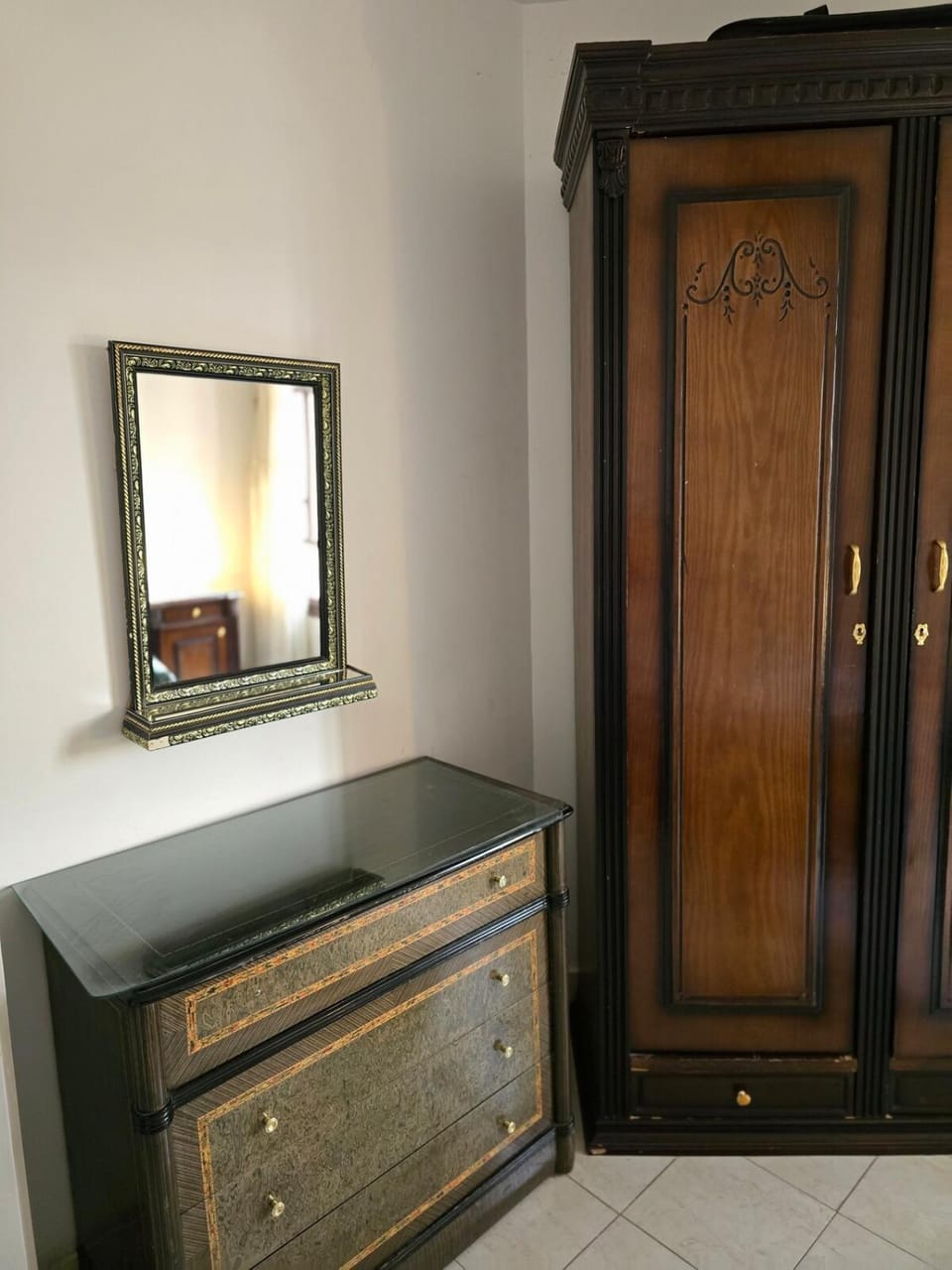 Bedroom, wardrobe