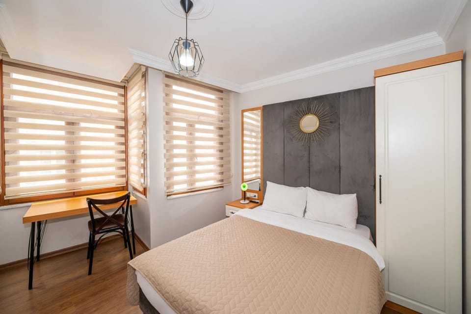 Bed, Photo of the whole room, Bedroom, wardrobe
