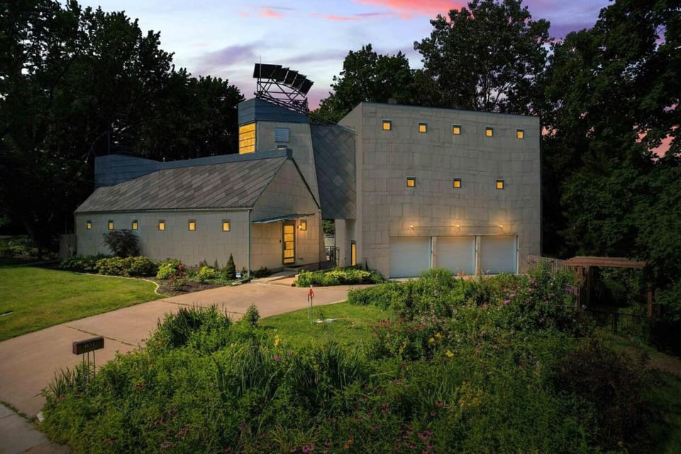 Property building, Garden, Garden view