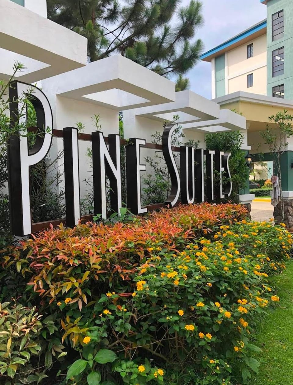 Anne's Place Pine Suites Tagaytay Apartment hotel in Tagaytay