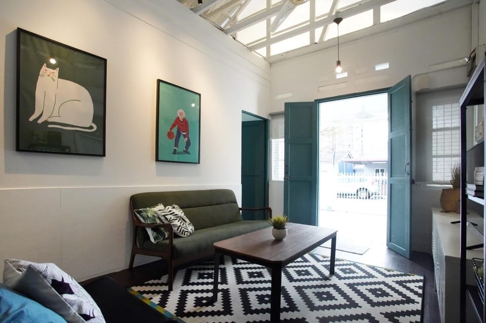 Stay SongSong Mount Erskine House in George Town