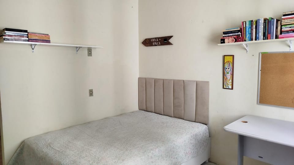 Quarto Simples Feminino Vacation rental in Rio de Janeiro