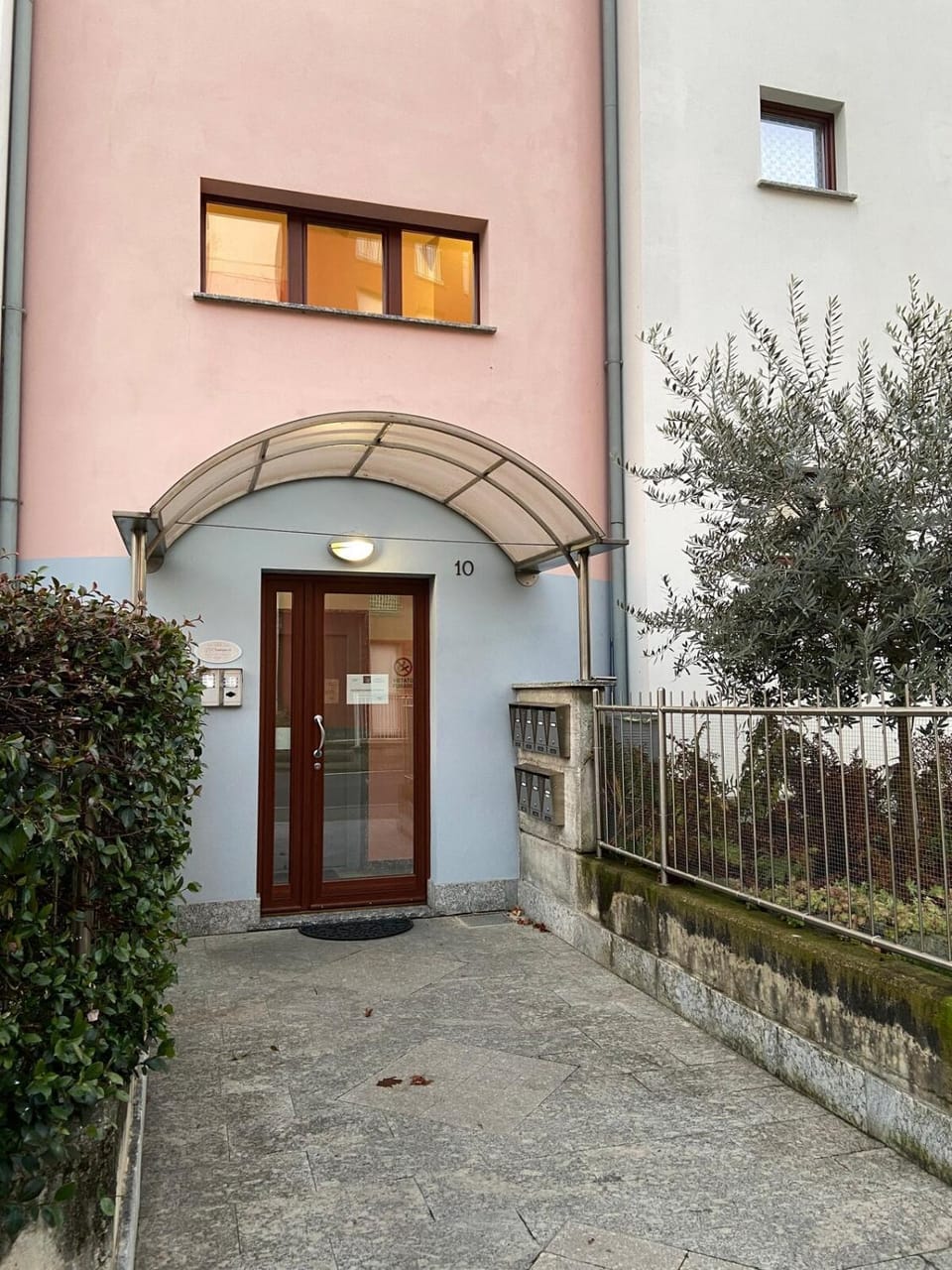 Property building, Facade/entrance