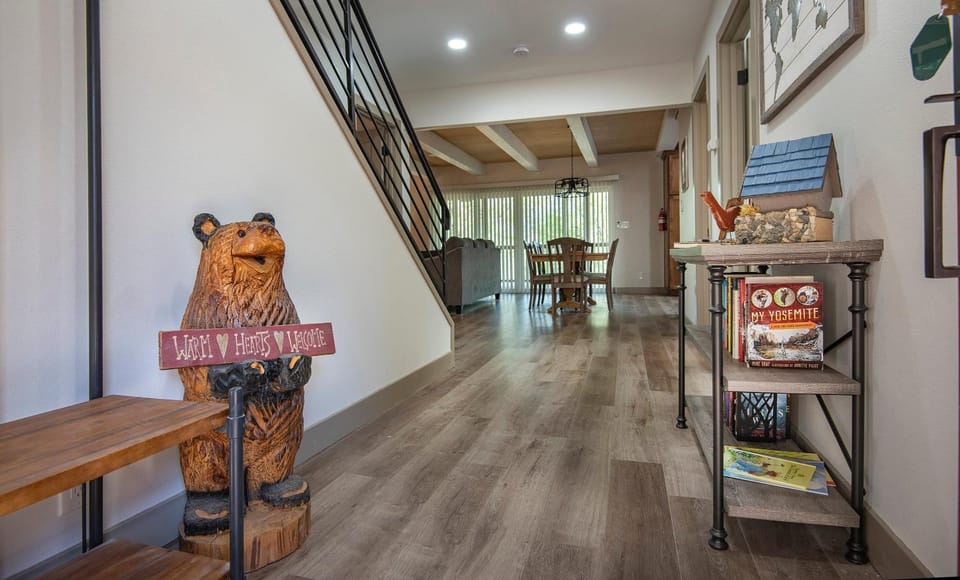 Hilltop Haven House in Sierra Nevada