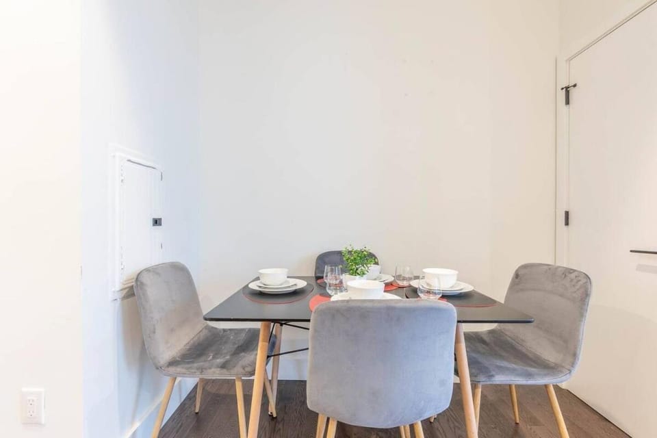 1BR Stylish Apt, FREEParking, Near NYC & Airport Apartment in East Orange