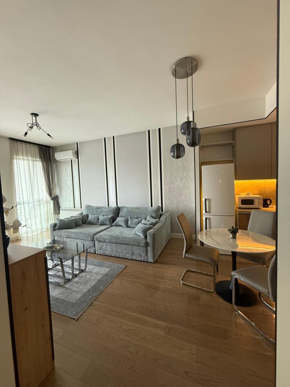 Bed, Kitchen or kitchenette, Living room, Photo of the whole room, Seating area, Dining area, Bedroom