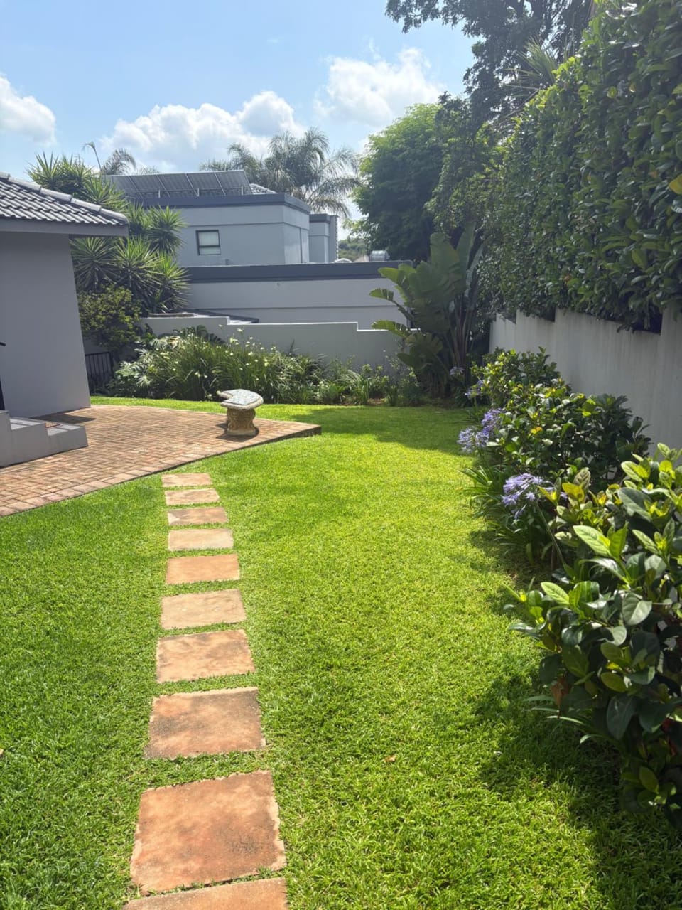 Serenity Luxury Guesthouse Apartment in Roodepoort