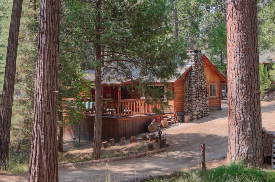 Chipmunks Holiday House in Sierra Nevada