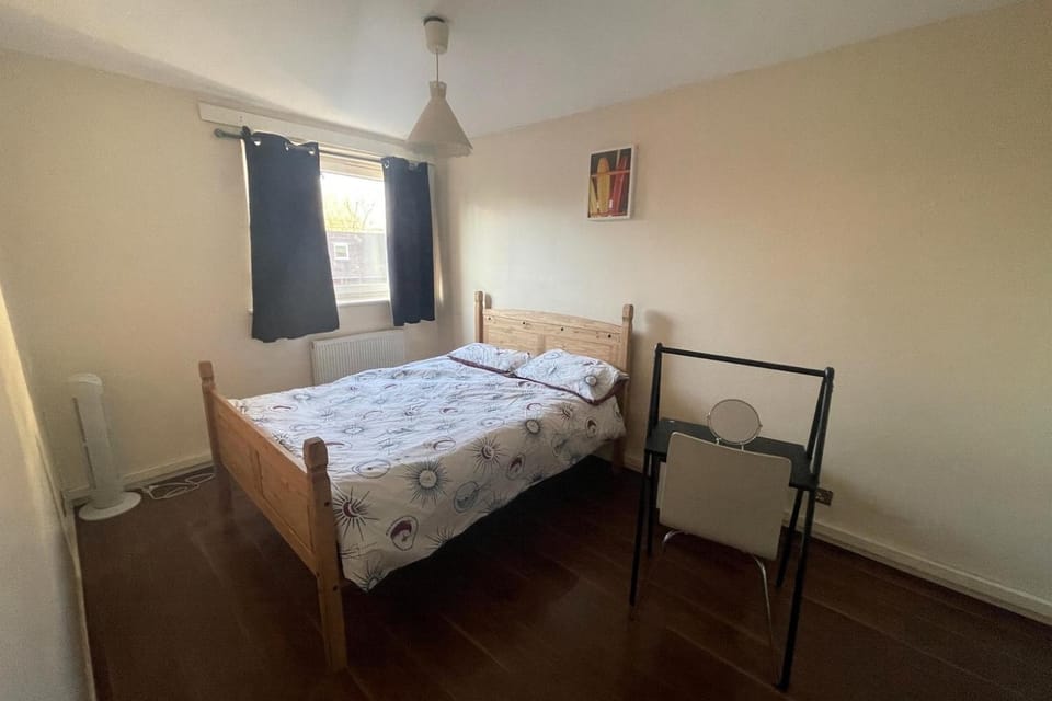 3 Bed - Sleeps 5 - Balcony - Ctrl London - Parking Apartment in City of Westminster