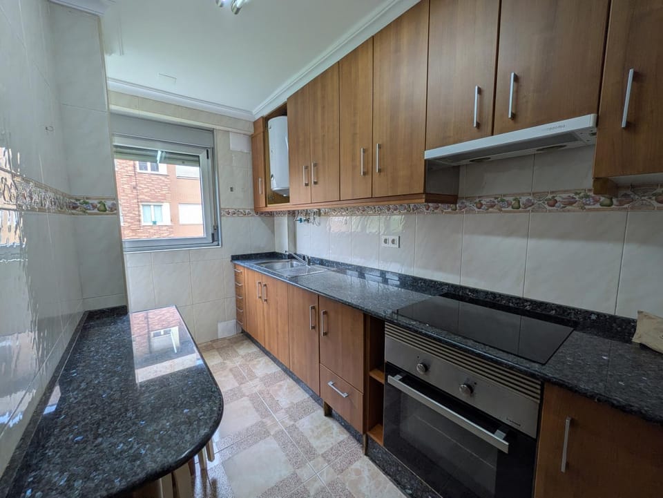 1A146 Apartamento a 5' de la Playa del Arbeyal by R2R Consulting Apartment in Gijón