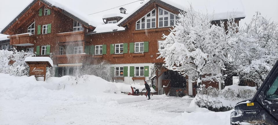 Property building, Winter