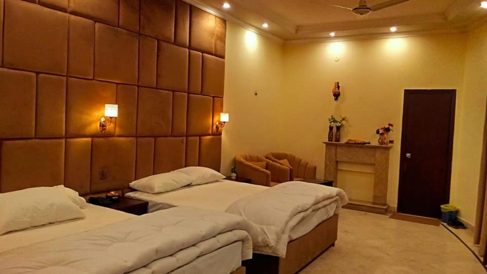 Royalz Hotel Hotel in Lahore