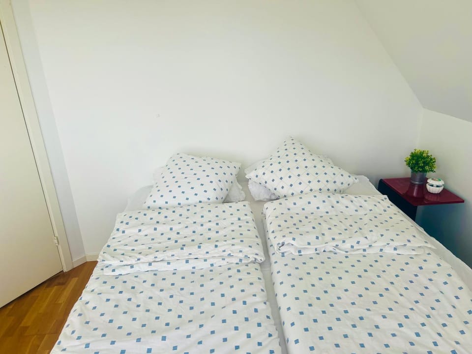 Comfortable accommodation - Husievägen 100 Vacation rental in Malmo