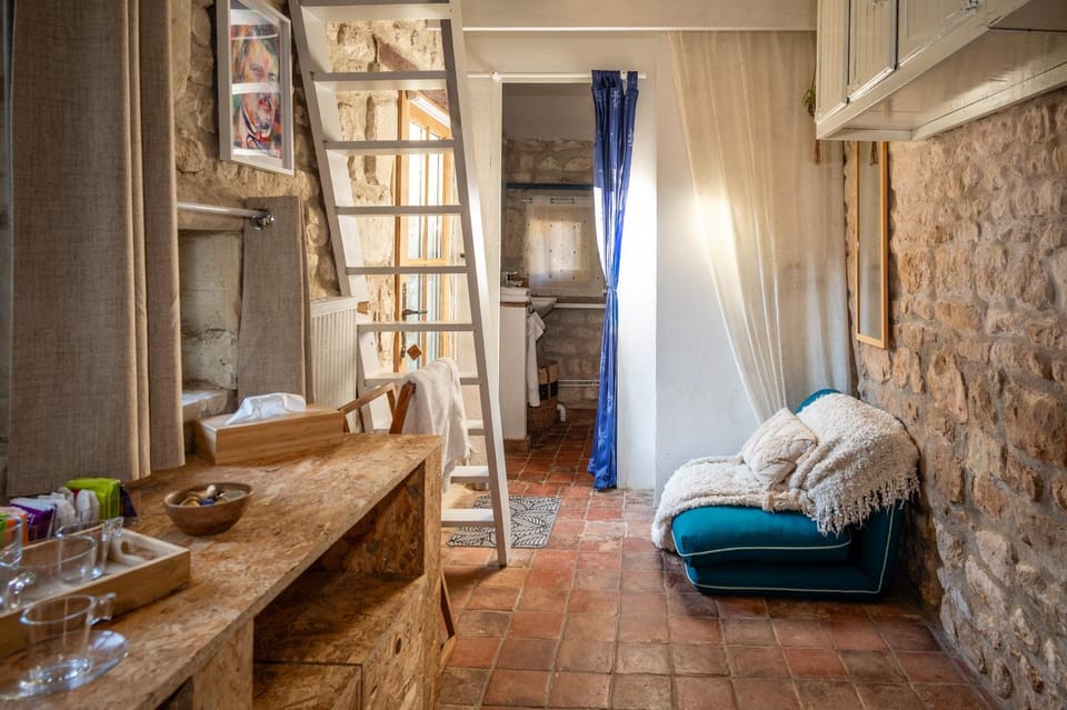 Decorative detail, Seating area, Bedroom, Inner courtyard view