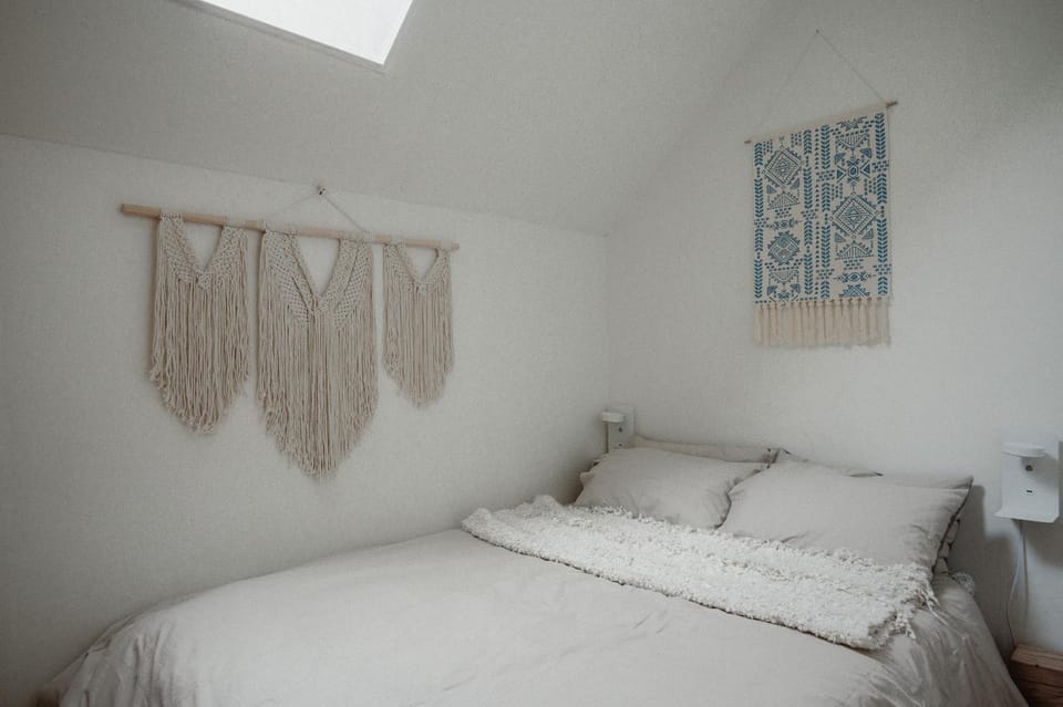 Bed, Decorative detail, Bedroom