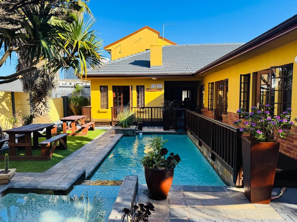 Summerstrand Beach Guest House Bed and Breakfast in Port Elizabeth