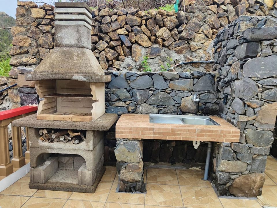 Property building, Patio, BBQ facilities