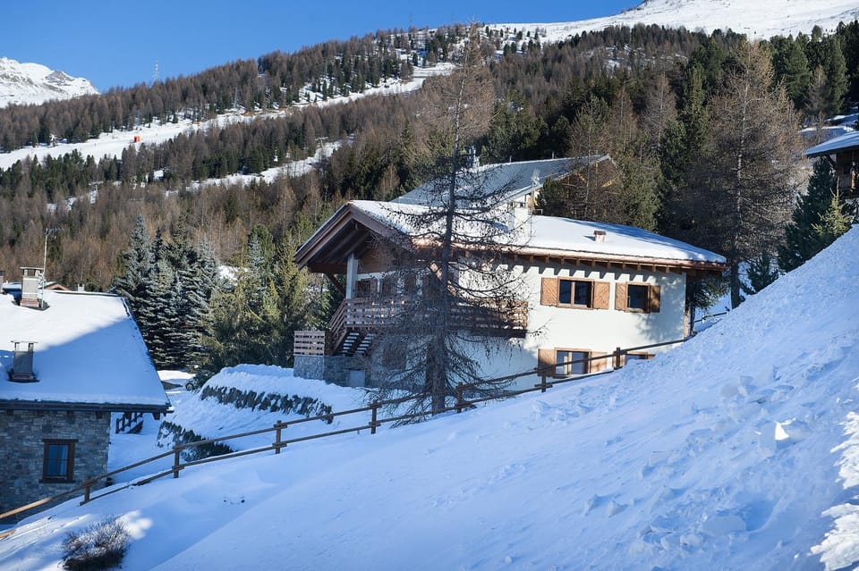 Property building, Winter