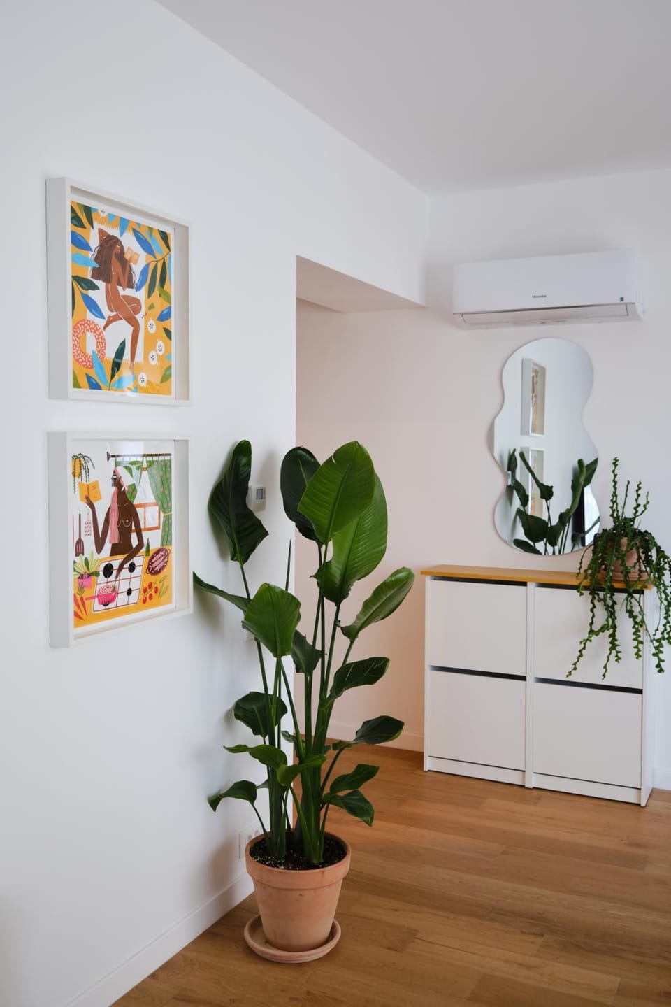 Living room, Decorative detail