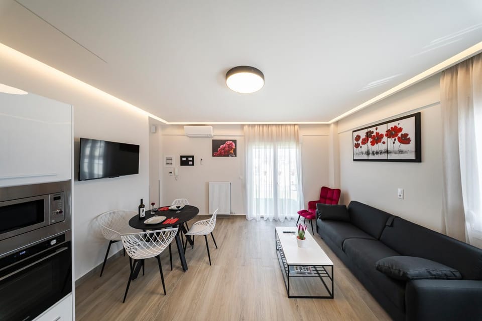 Living room, Seating area, Dining area