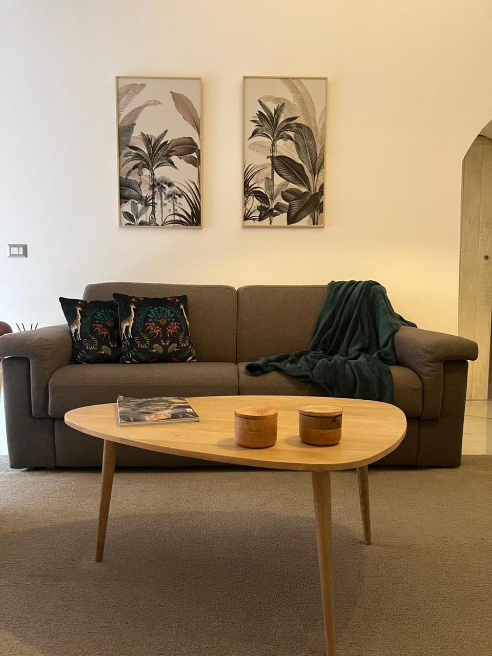 Communal lounge/ TV room